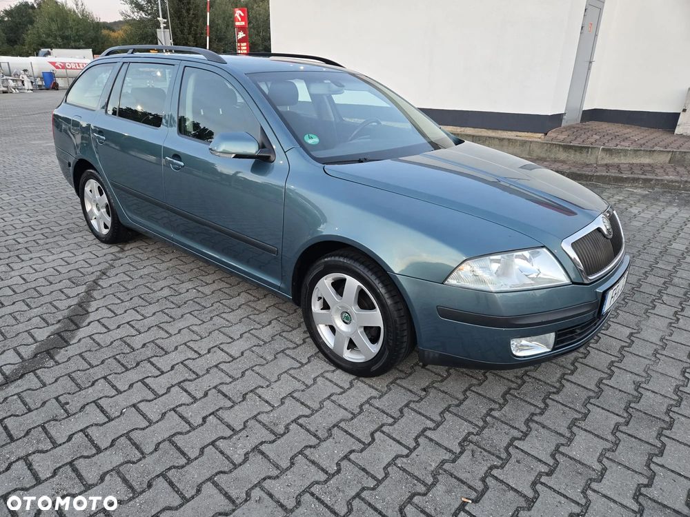 Skoda Octavia - 2
