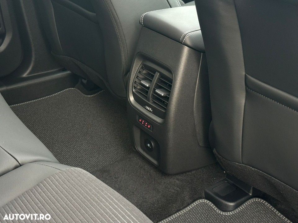 Ford Kuga 2.5 Duratec FWD PHEV ST-Line X - 10