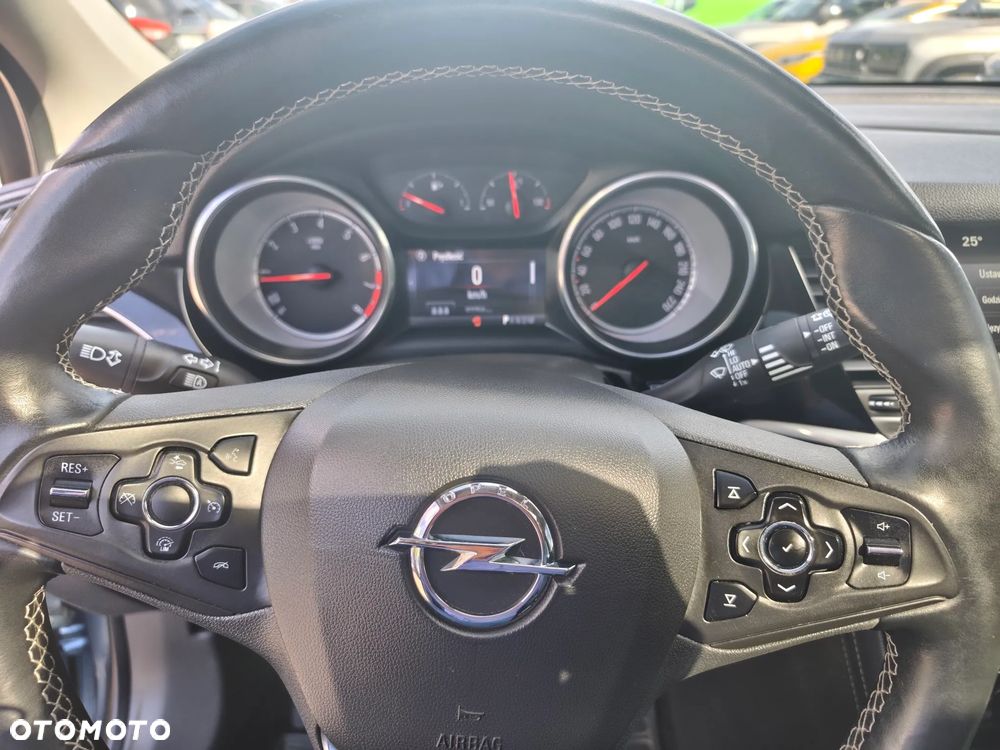 Opel Astra 1.4 Turbo Start/Stop Automatik Innovation - 17