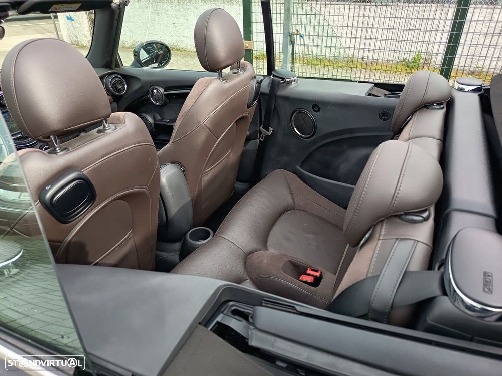 MINI Cabrio Cooper Premium Resolute Edition Auto - 27