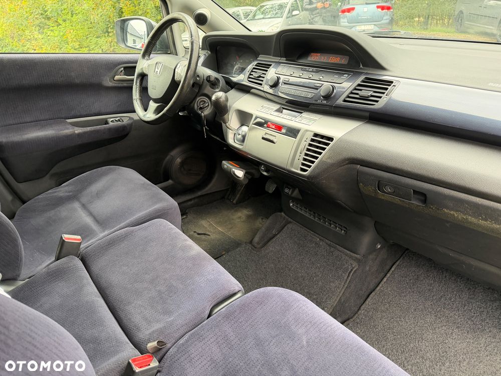 Honda FR-V 1.8 Comfort - 13