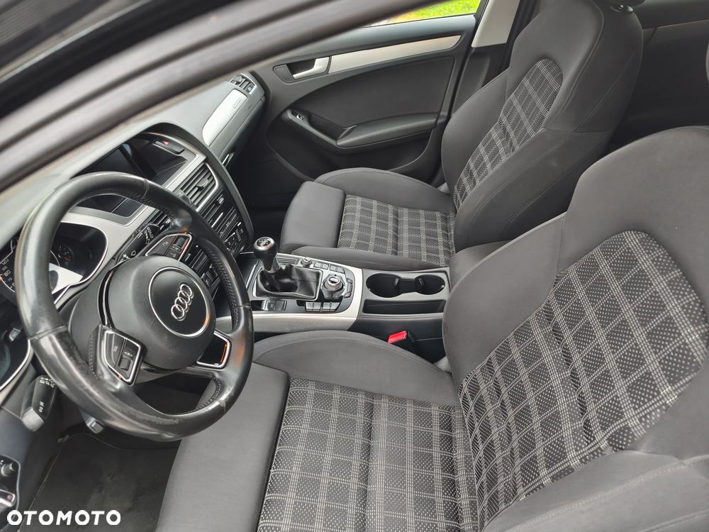 Audi A4 Avant 2.0 TDI Quattro - 12