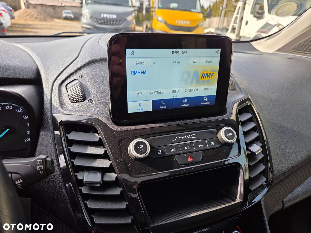 Ford Tourneo Connect Grand - 11