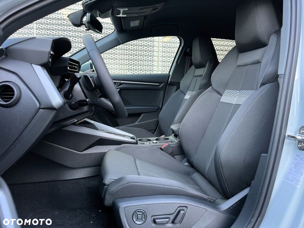 Audi A3 Sportback - 16