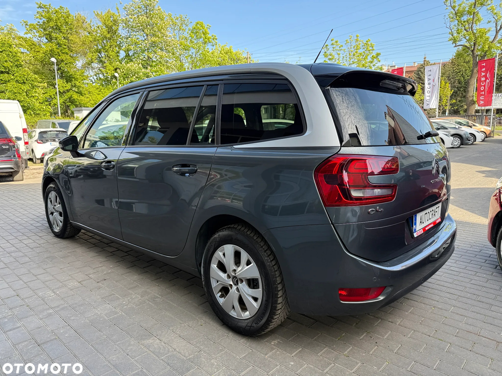 Citroën C4 Grand Picasso 1.6 THP MoreLife S&S EAT6 - 30
