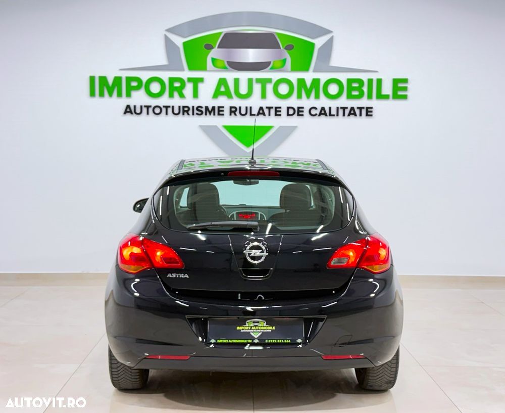 Opel Astra 1.6 - 5