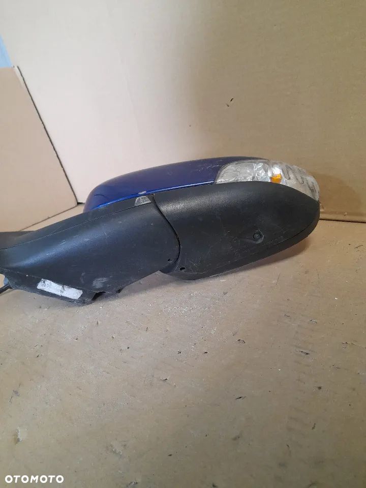 # LUSTERKO LEWE 8 PIN VOLVO V50 S40 II NIEBIESKI - 2