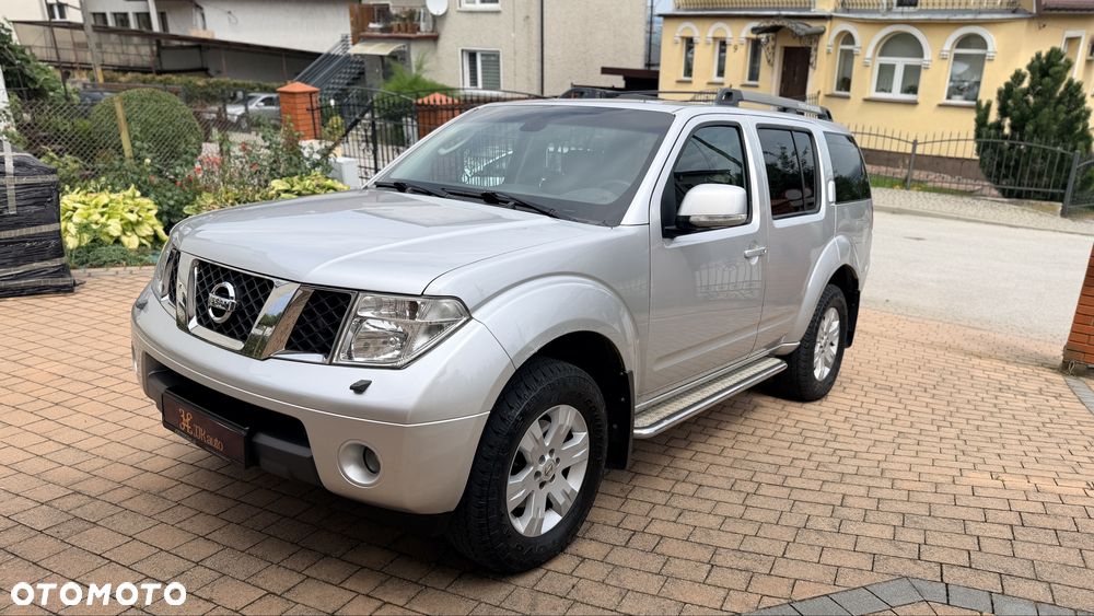 Nissan Pathfinder - 5