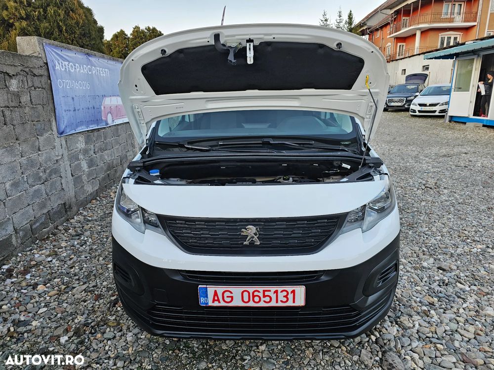 Peugeot Rifter - 15