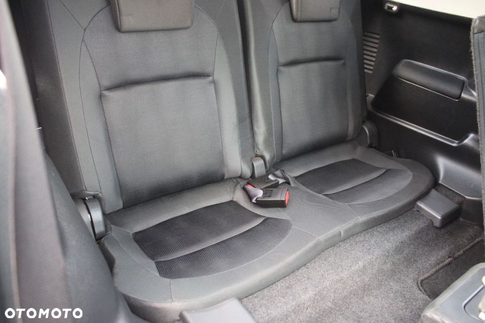 Nissan Qashqai+2 - 33