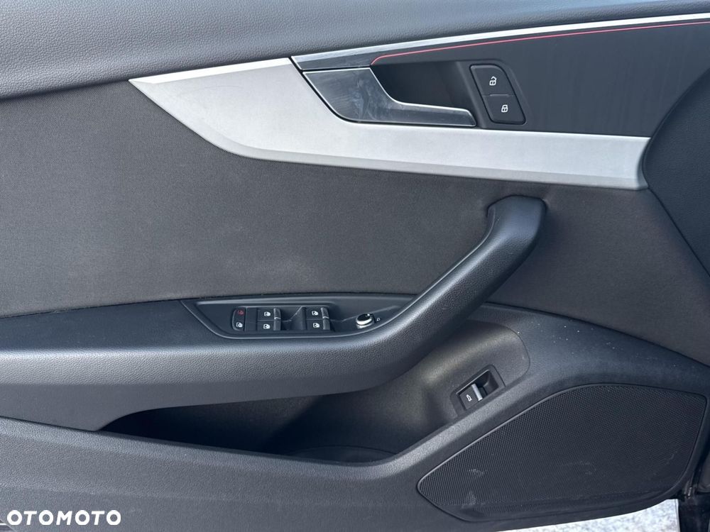 Audi A4 Limousine - 10