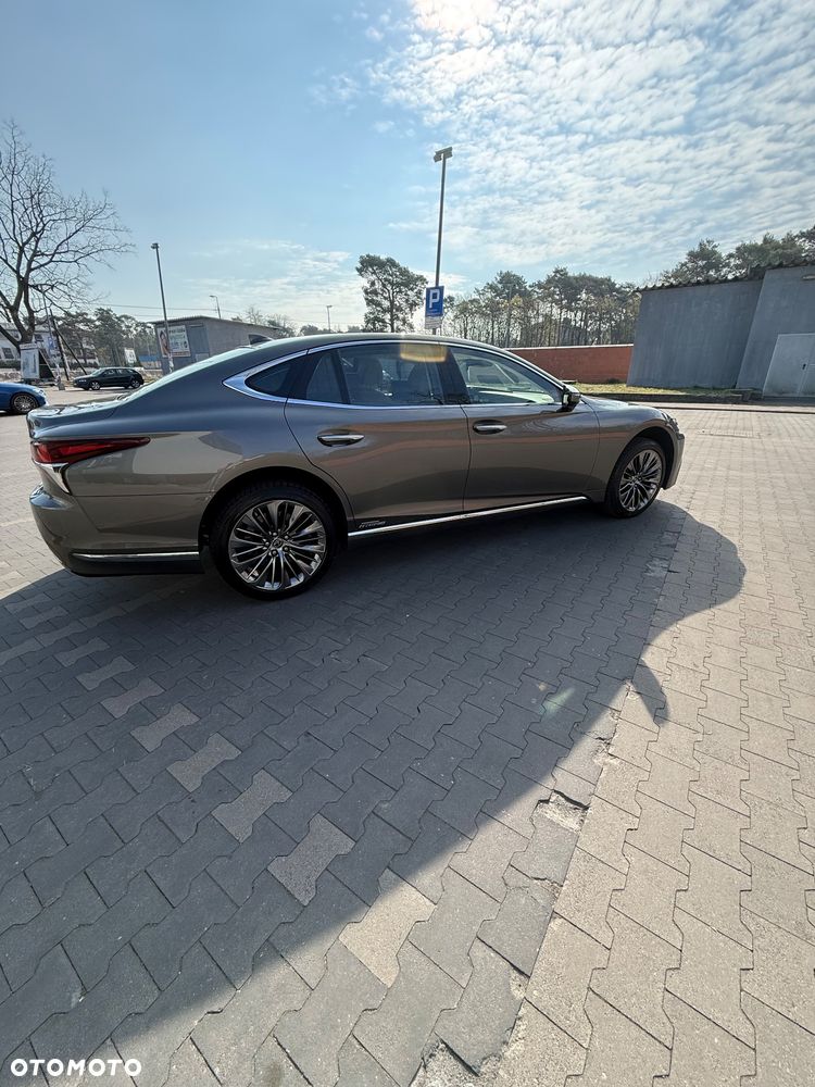Lexus LS 500h Omotenashi AWD - 1