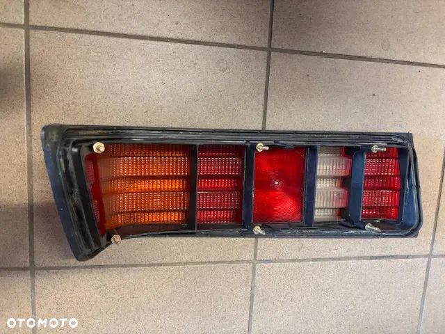 LAMPA LAMPY TYŁ LEWA PRAWA MERCEDES 190 W201 - 8