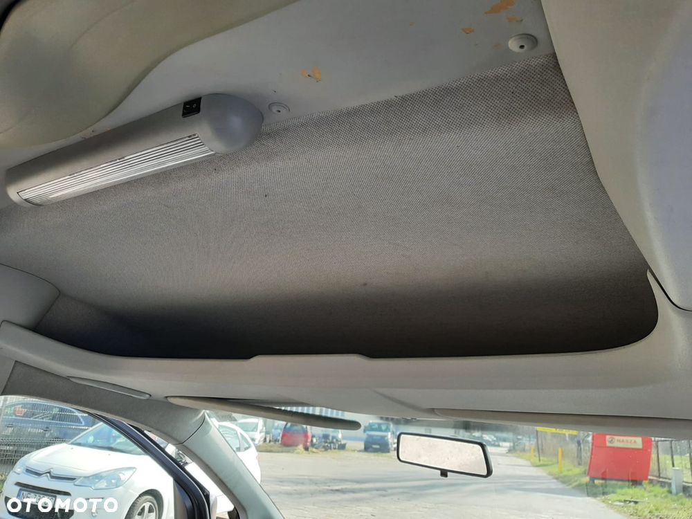 Volkswagen Caddy Life - 17