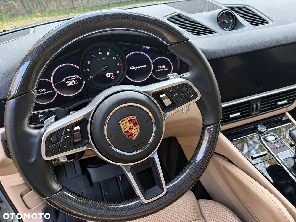 Porsche Cayenne Platinum Edition - 16