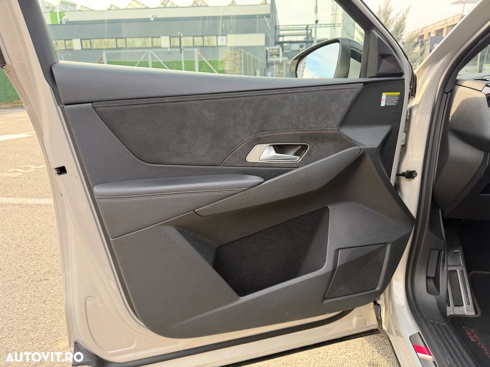 DS Automobiles DS 7 Crossback 1.6 PHeV FWD 225 EAT8 PERFORMANCE LINE + - 13