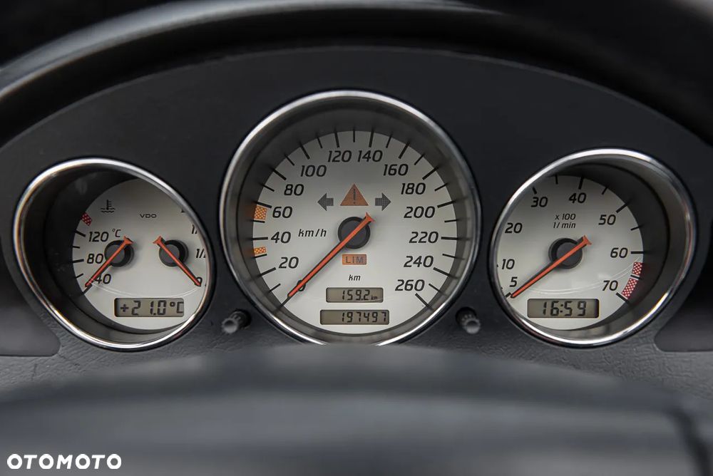 Mercedes-Benz SLK 200 - 15