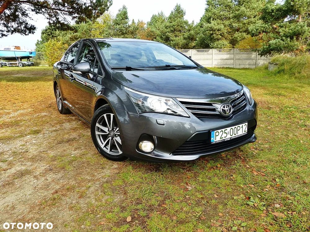 Toyota Avensis 2013 photo 4