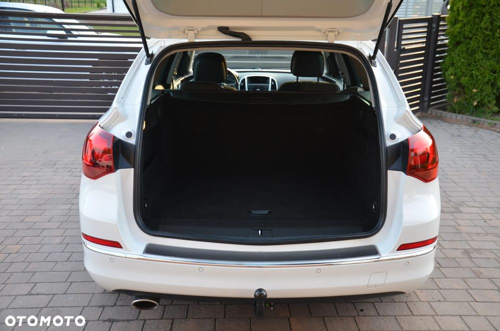 Opel Astra 2.0 CDTI DPF ecoFLEX SportsTourer Start/Stop Active - 14