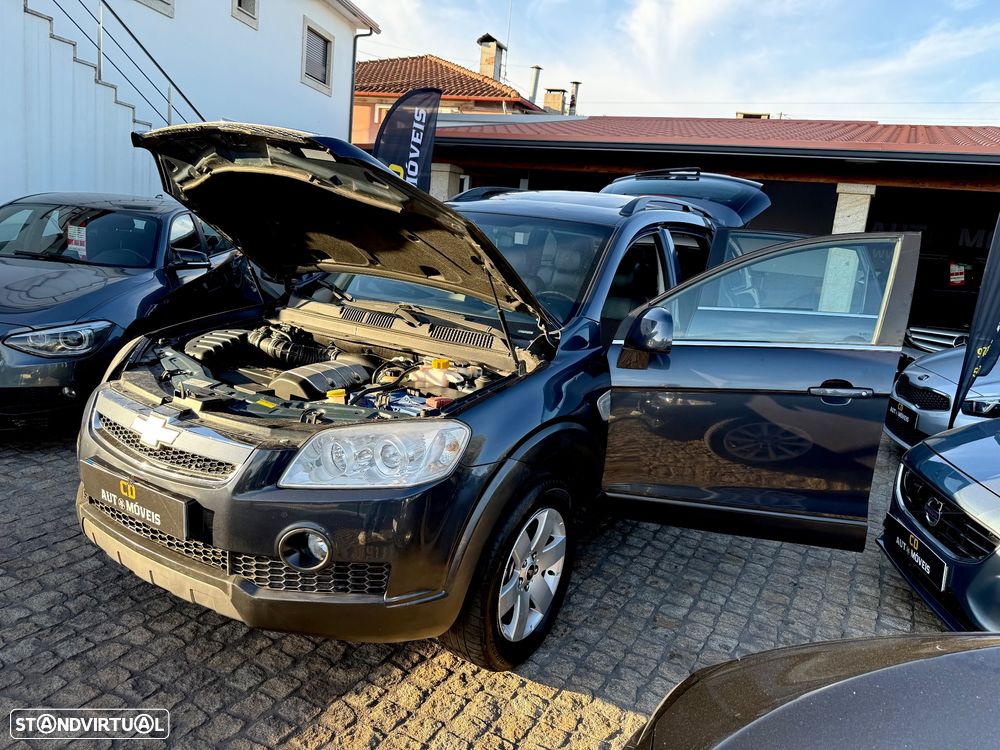 Chevrolet Captiva 2.0 VCDi Seven 7L - 32