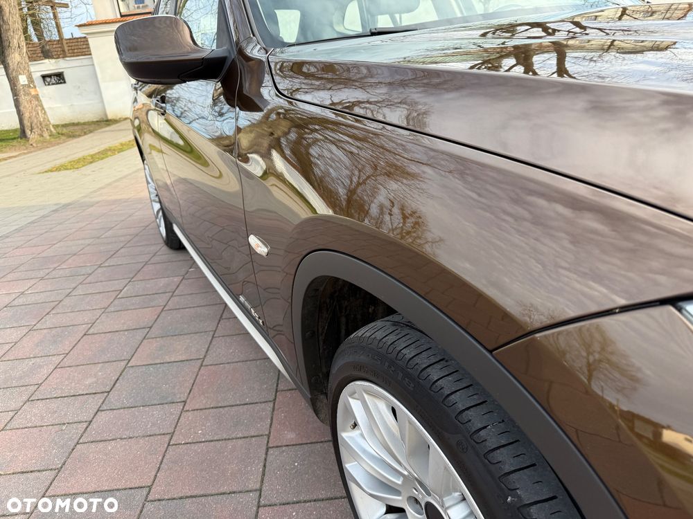 BMW X1 xDrive20d - 13