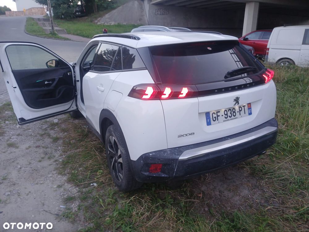 Peugeot 2008 - 7