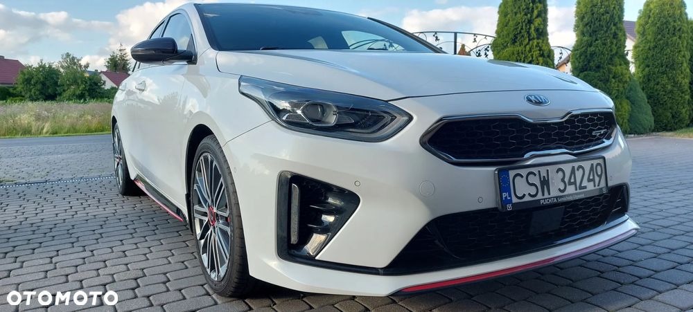 Kia ProCeed - 6