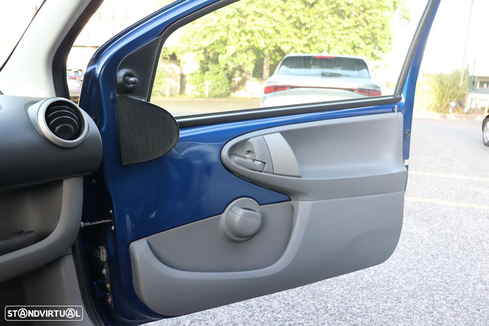Toyota Aygo CoolBlue - 6