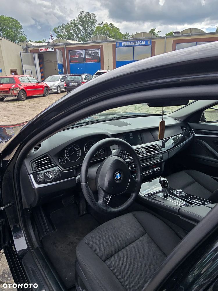 BMW Seria 5 535i - 5