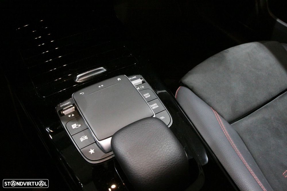 Mercedes-Benz CLA 180 d AMG Line - 18