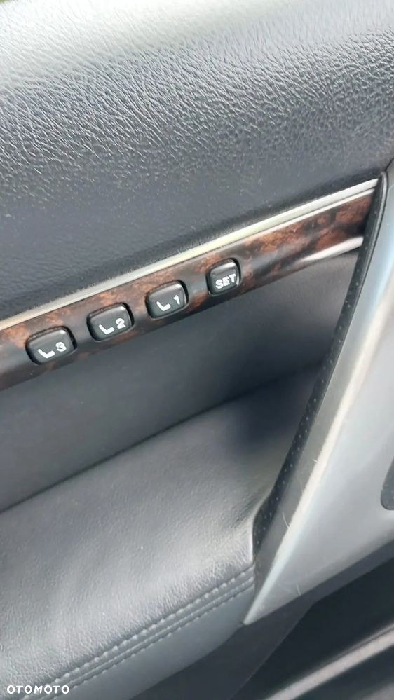 Toyota Land Cruiser LC 4.5 D-4D V8 Prestige X 7 - 17