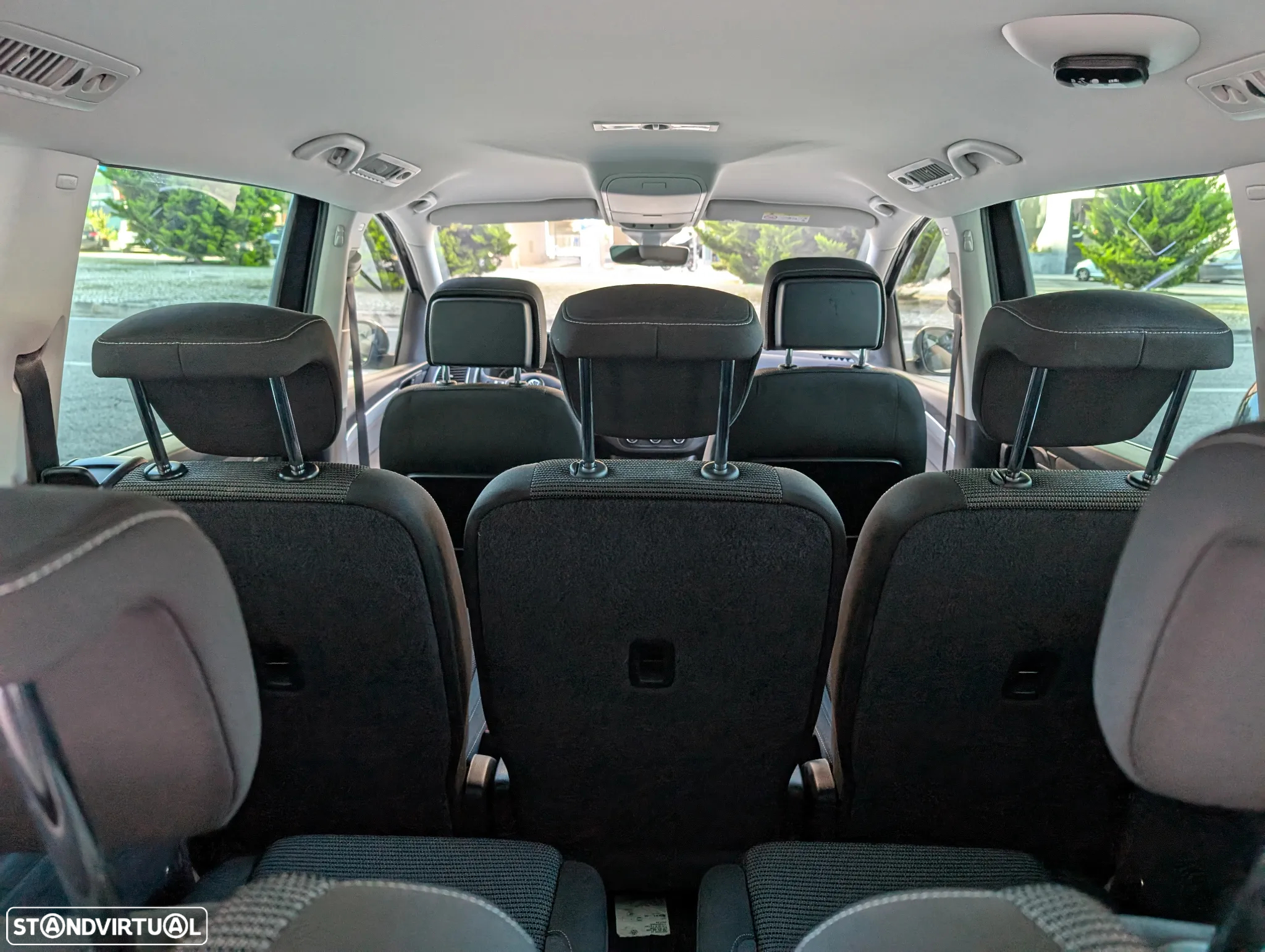 VW Sharan 2.0 TDI Confortline DSG - 10