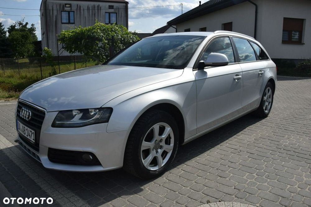 Audi A4 Avant 2.0 TDI DPF Attraction - 4