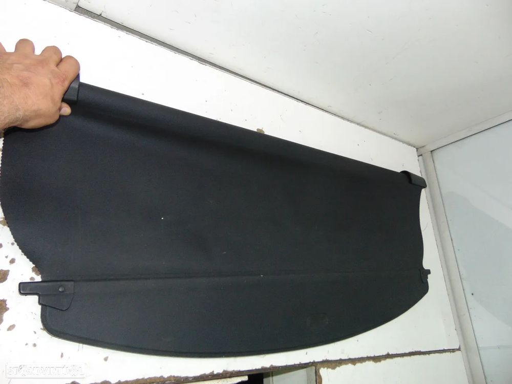 Mazda 2 chapeleira - 1