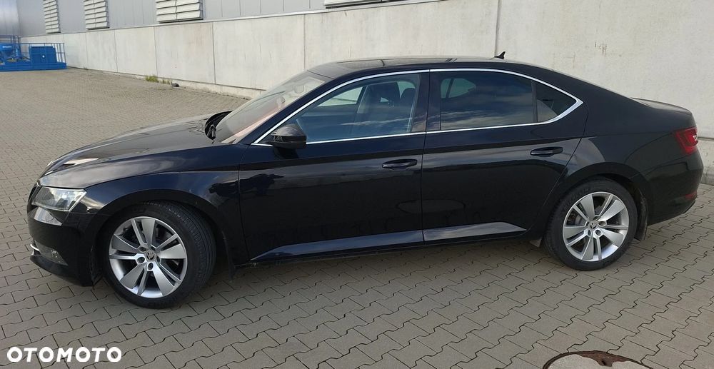 Skoda Superb 2.0 TDI Style - 3