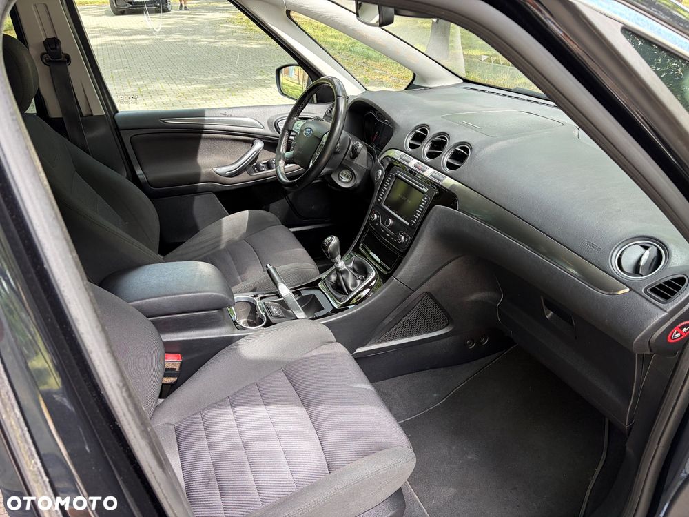 Ford S-Max - 15