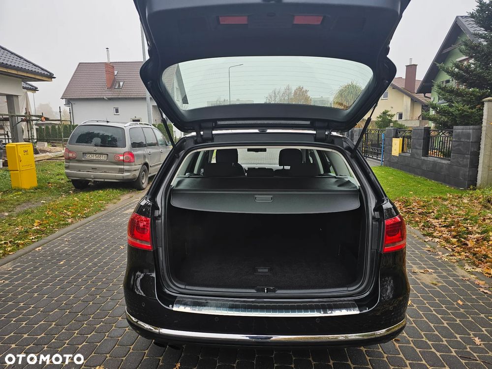 Volkswagen Passat Variant 2.0 TDI DSG BlueMotion Technology Highline - 17