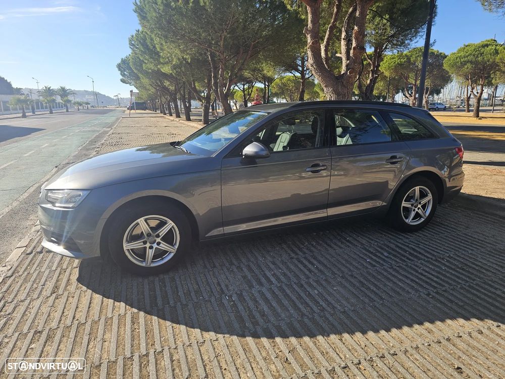 Audi A4 Avant 2.0 TDi S tronic - 2