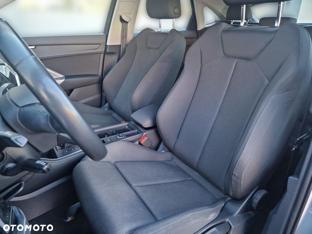 Audi Q3 Sportback - 11