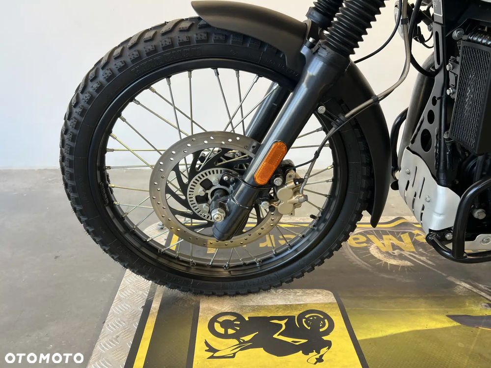 Royal Enfield Himalayan - 7