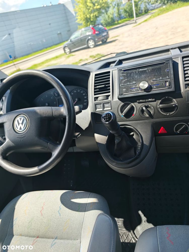 Volkswagen Transporter T5 - 26