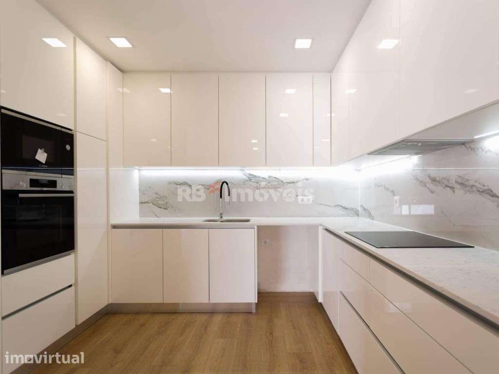 Andar de Moradia T3 totalmente remodelado, no Entroncamento - Grande imagem: 2/4