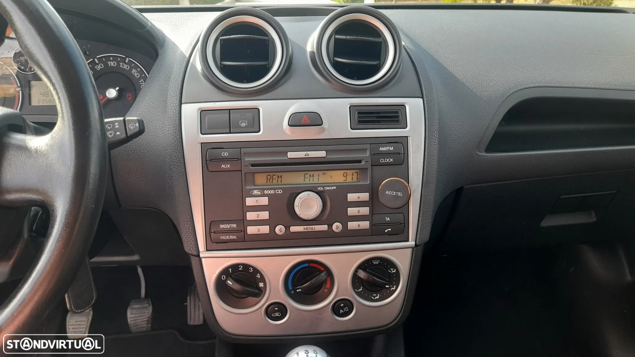 Ford Fiesta 1.4 TDCi Trend - 23
