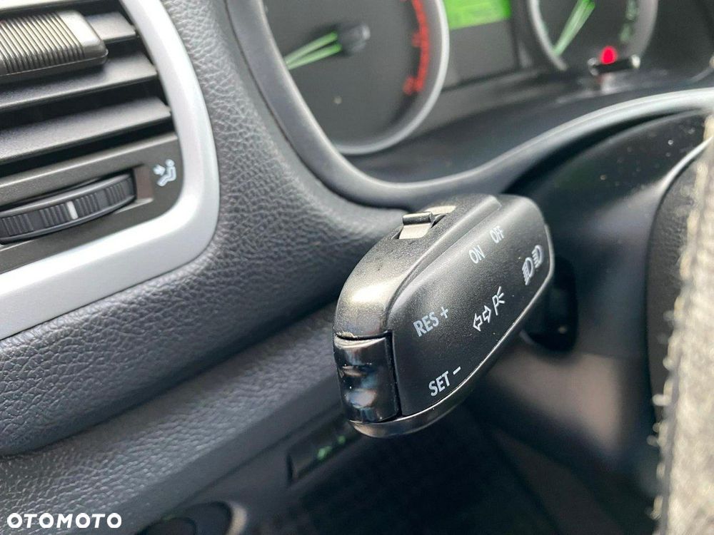 Skoda Roomster 1.2 Ambition - 11