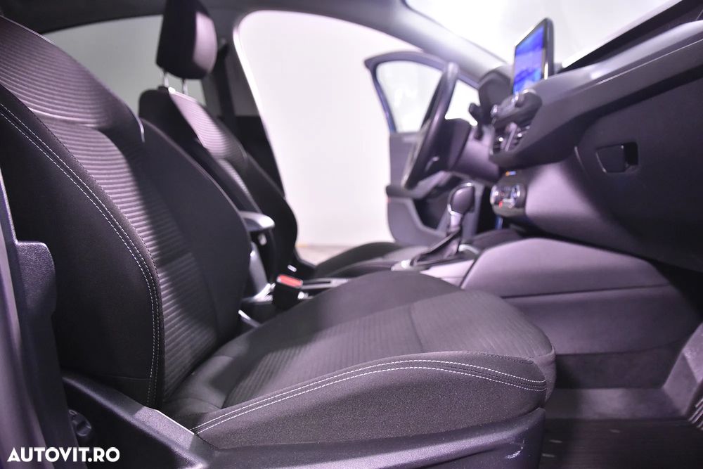 Ford Focus 1.0 EcoBoost MHEV Titanium - 11