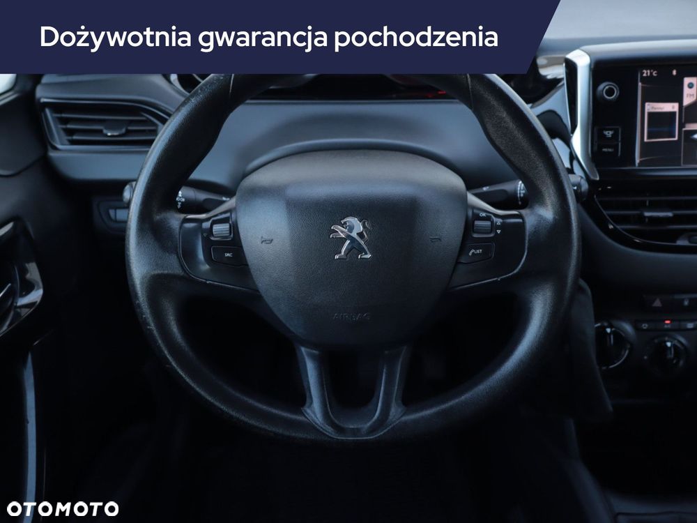 Peugeot 208 - 17