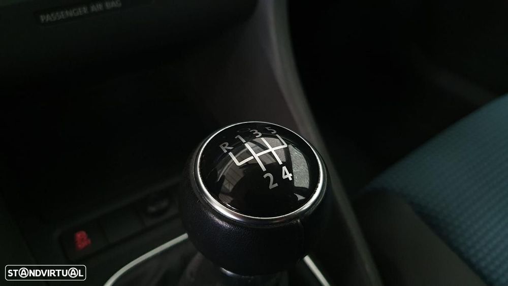 VW Golf 1.6 TDi Style - 24