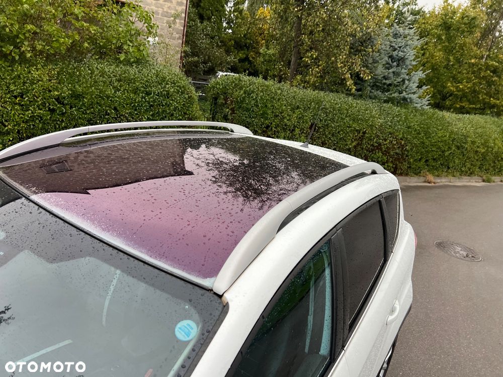 Ford Kuga 2.0 TDCi 2x4 Titanium - 11