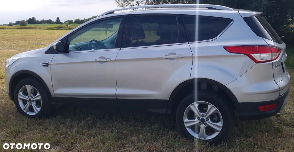 Ford Kuga - 12