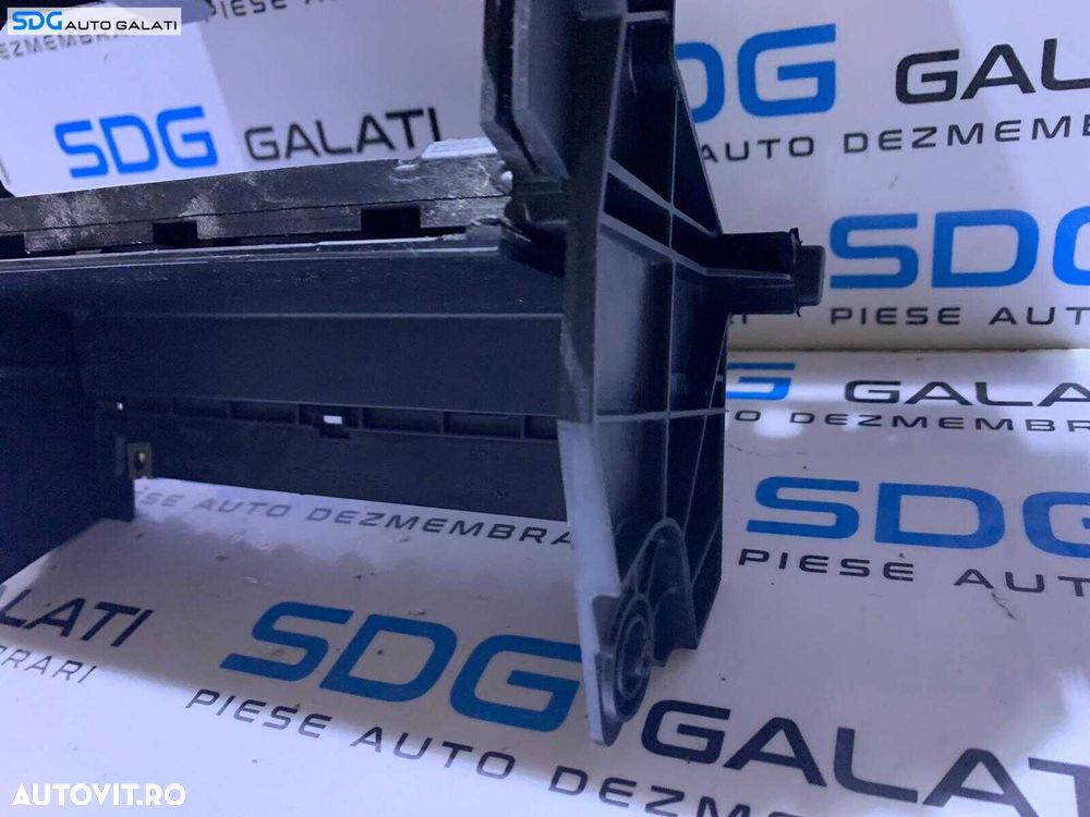 Consola Suport Centrala Rama Single 1 DIN Audi A4 B7 2005 - 2008 Cod 8E0858005E - 6